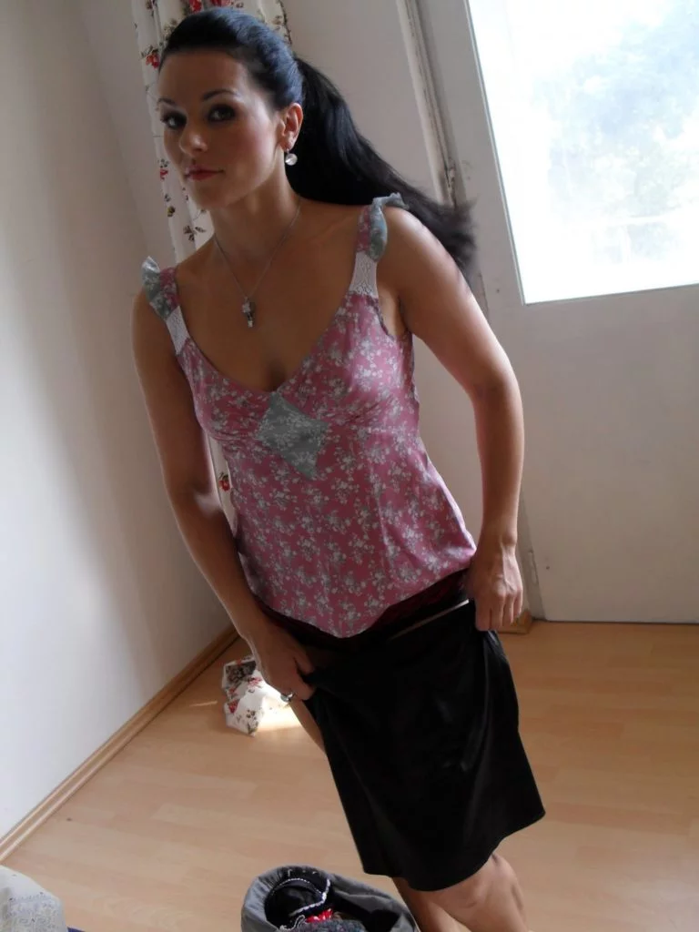 Einsame Frau will einen zwanglosen Sextreff ausmachen Sextreff mit einsamer Frau